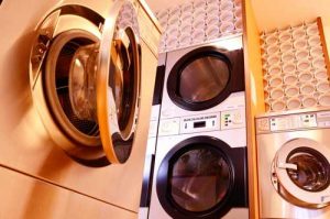 Curățica Brașov - Professional laundry service for work equipment